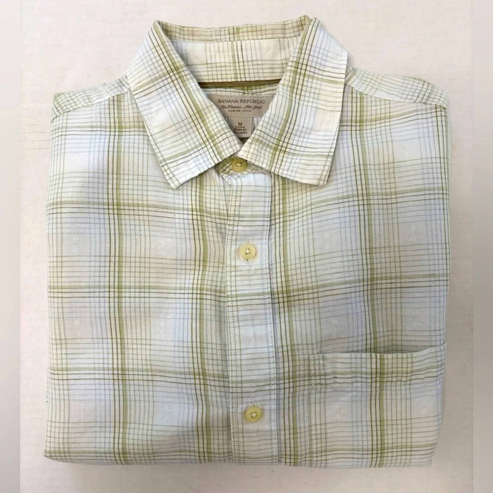 BANANA REPUBLIC Plaid Short Sleeve Button Front Shirt Size Medium
